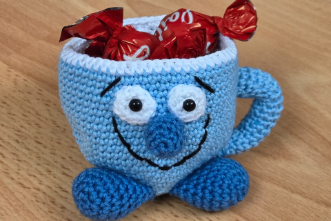 Grinsetasse blau
